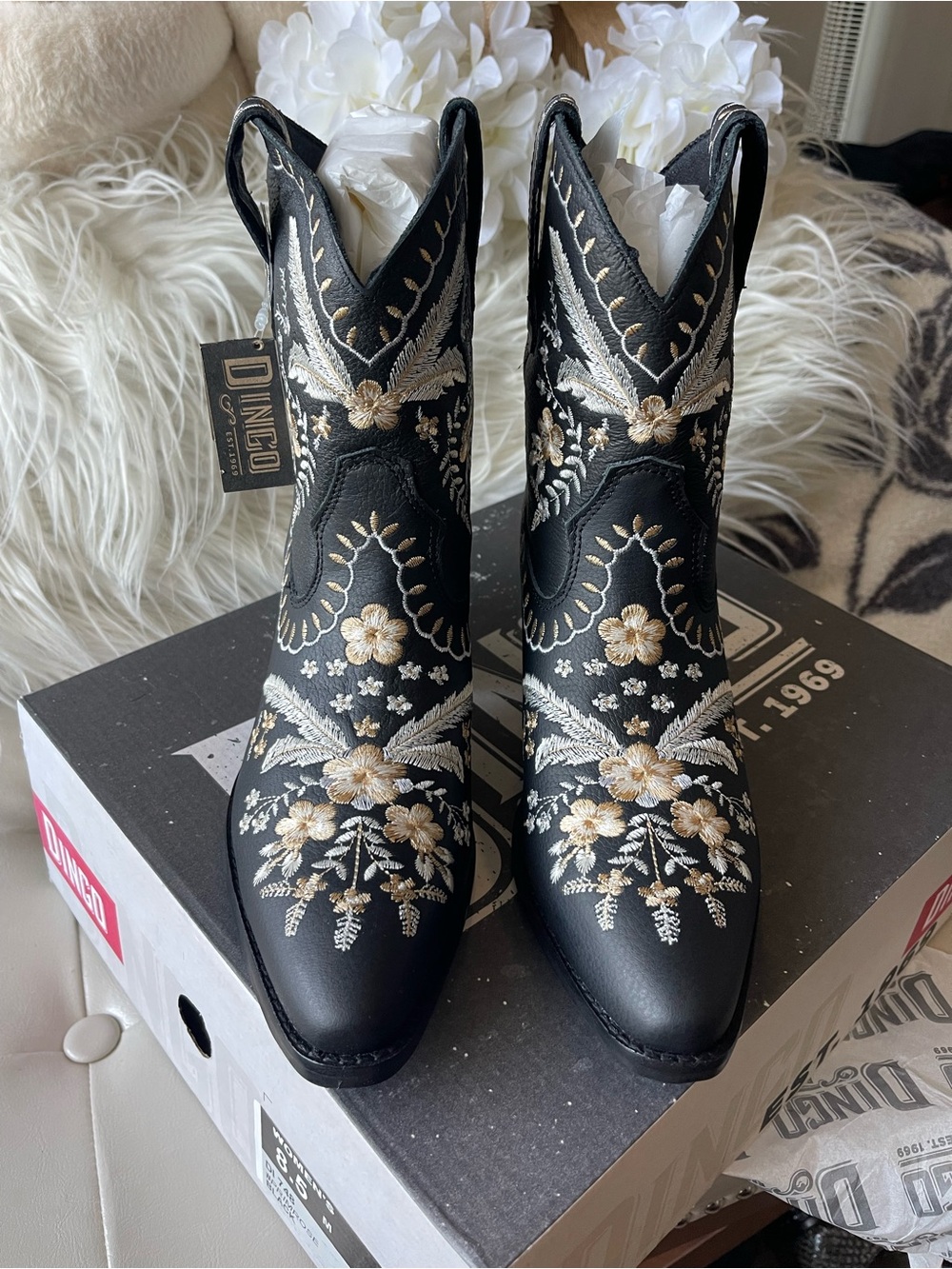 Dingo NIB Primrose Western booties in black - Picture 4 of 7